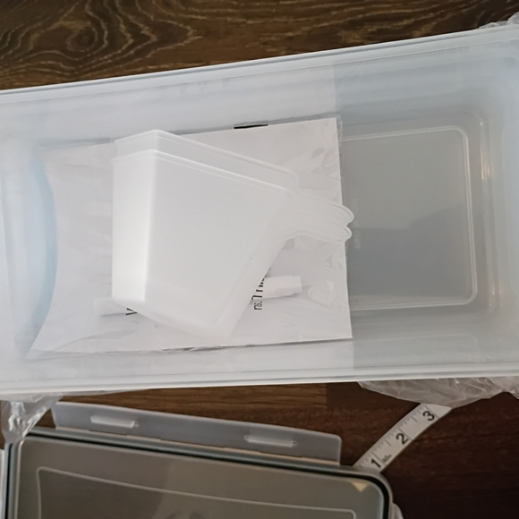 Amazon Clear Stackable Food Storage Containers with Black Label Tags - Picture 7 of 12